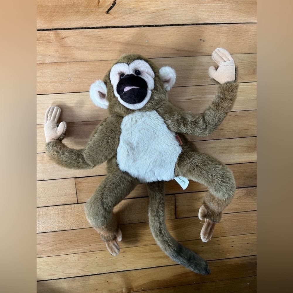 Folkmanis Squirrel monkey hand puppet‎
